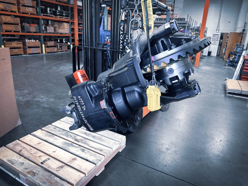 axletech-engine lifted